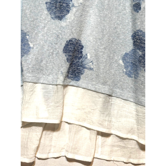 Bobeau womens 1X V-Neck Top Gray Blue Subtle Floral boho fairy work Tunic flowy - Picture 4 of 9